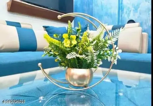 Whats Trendy Moon-Shaped Gold Metal Vase