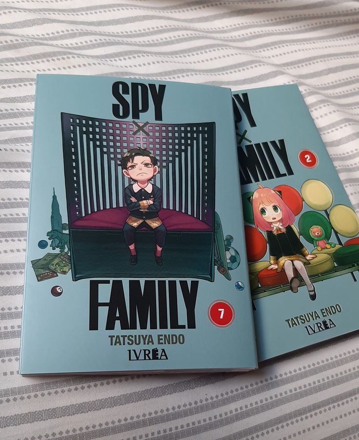 Spy X Family Manga Box Set Vol 1–10 by Tatsuya Endo