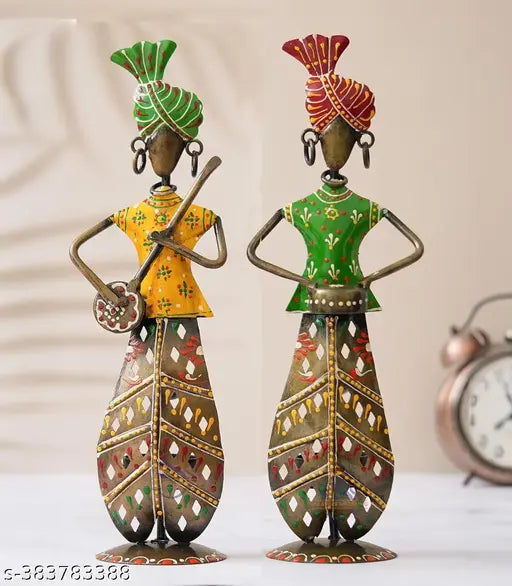 Metal Figurines with Aroma Diffuser – Set of Two